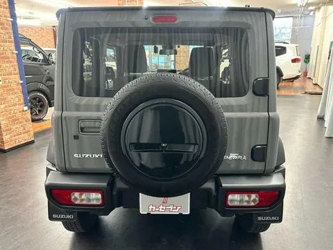 Suzuki Jimny Sierra