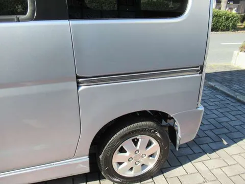Daihatsu Atrai Wagon