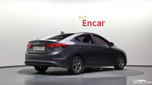 Hyundai Elantra (Avante)