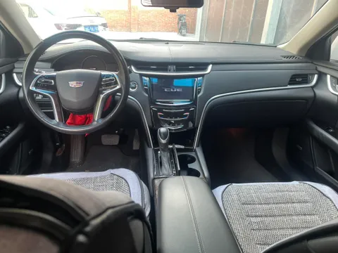 Cadillac XTS