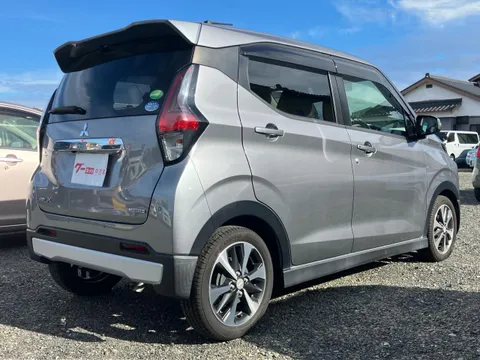 Mitsubishi eK X