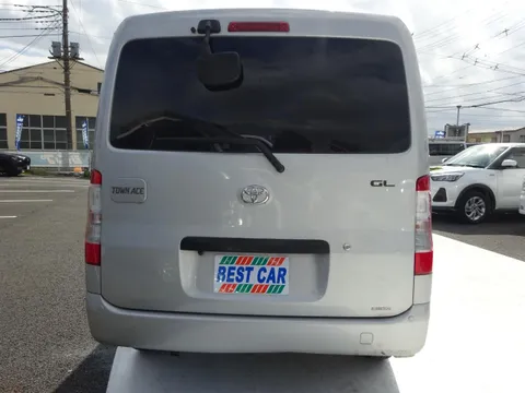 Toyota TownAce Van