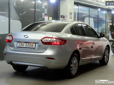 Renault SM3
