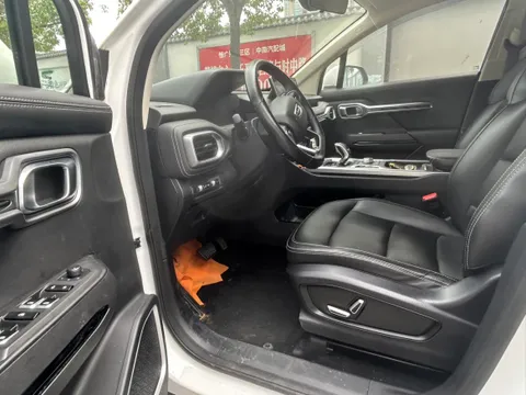 Geely Haoyue