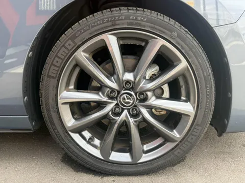 Mazda MAZDA3 Fastback