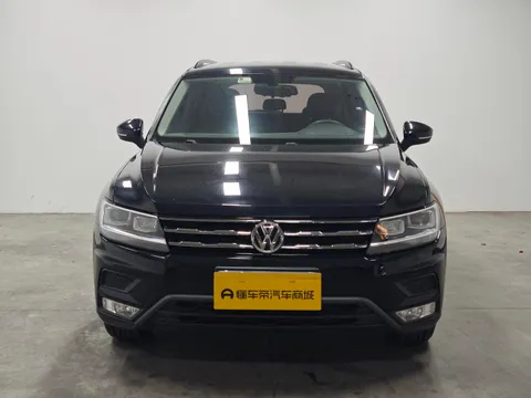 Volkswagen Tiguan L
