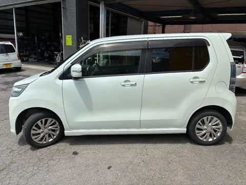 Suzuki Wagon R Stingray