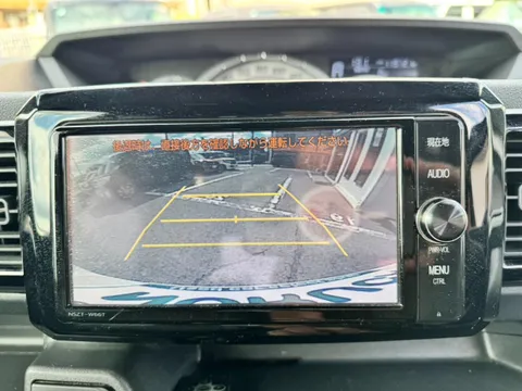 Toyota Pixis Mega
