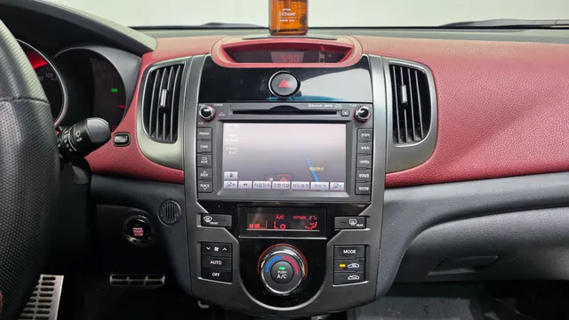 Kia Cerato (Forte)