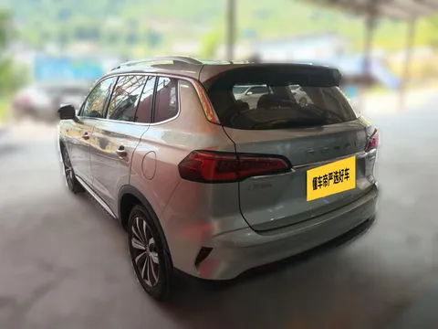 Roewe RX5