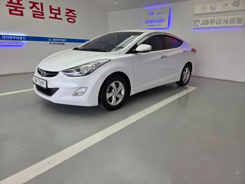 Hyundai Elantra (Avante)