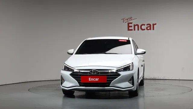 Hyundai Elantra (Avante)