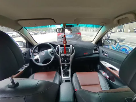 BYD F3