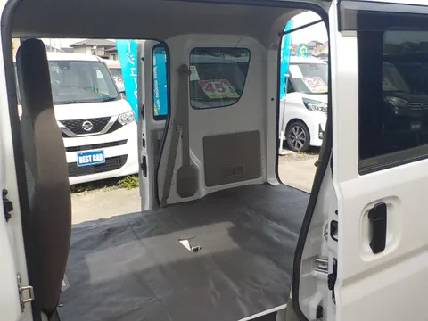 Nissan Clipper