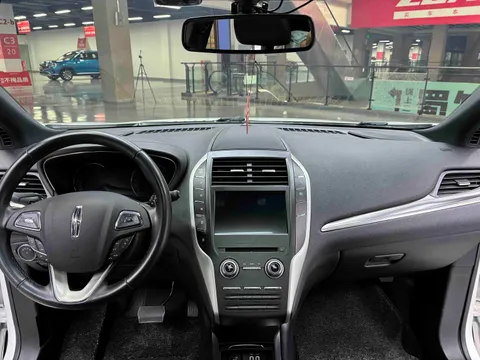 Lincoln MKC