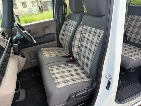 Honda N-BOX Joy