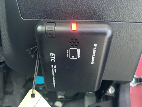 Daihatsu Mira Tocot