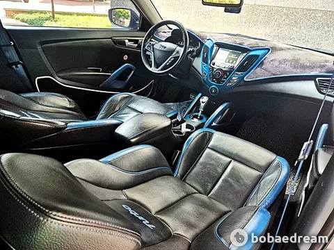 Hyundai Veloster