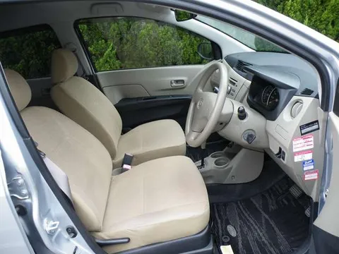 Daihatsu Mira