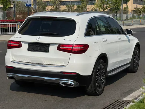 Mercedes-Benz Mercedes-Benz GLC