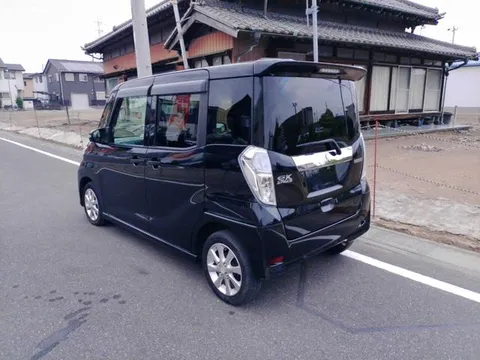 Mitsubishi eK Space Custom