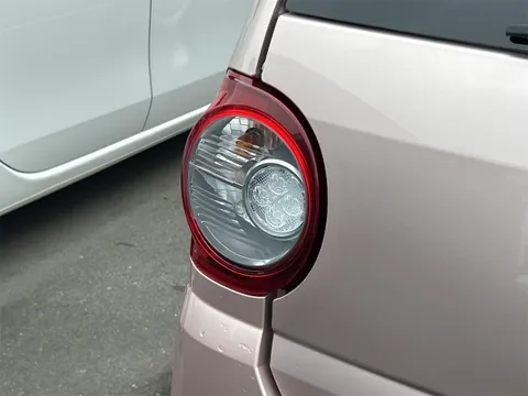 Daihatsu Mira Tocot