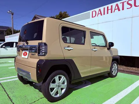 Daihatsu Taft