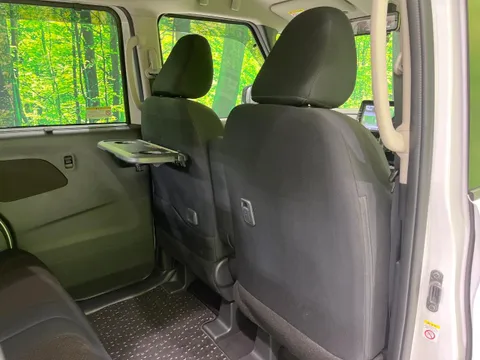 Mitsubishi eK X Space