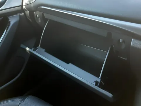 Mazda Axela Sport
