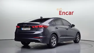 Hyundai Elantra (Avante)
