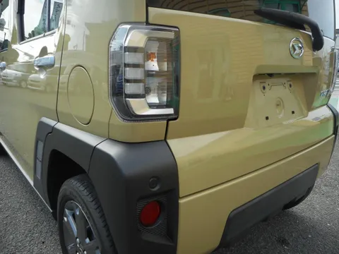 Daihatsu Taft