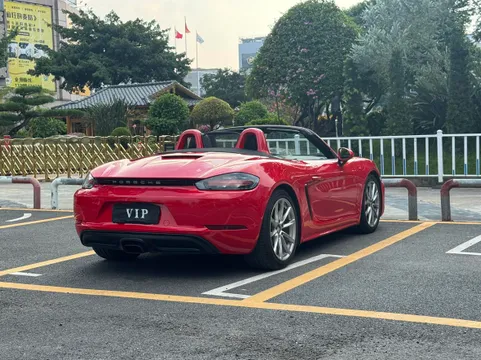 Porsche 718
