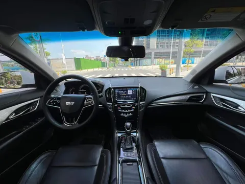 Cadillac ATS-L