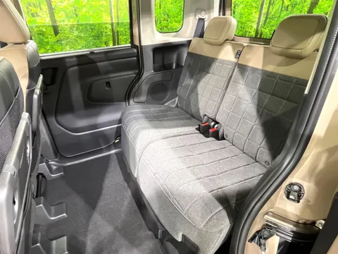 Mitsubishi Delica Mini