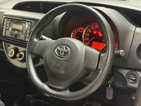 Toyota Yaris (Vitz)