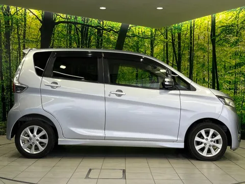 Mitsubishi eK Custom