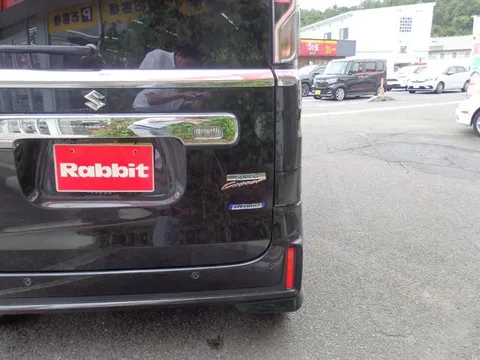 Suzuki Spacia Custom