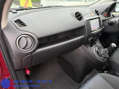 Mazda Mazda2 (Demio)