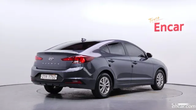 Hyundai Elantra (Avante)