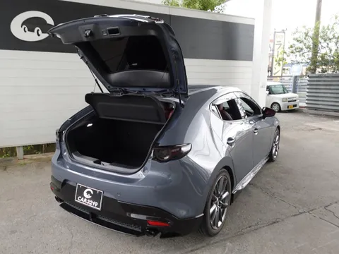 Mazda MAZDA3 Fastback