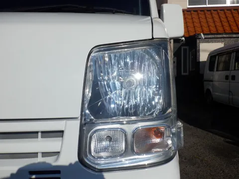 Mitsubishi Minicab Van