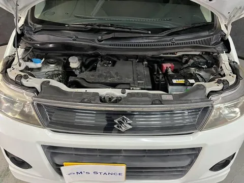 Suzuki Wagon R Stingray