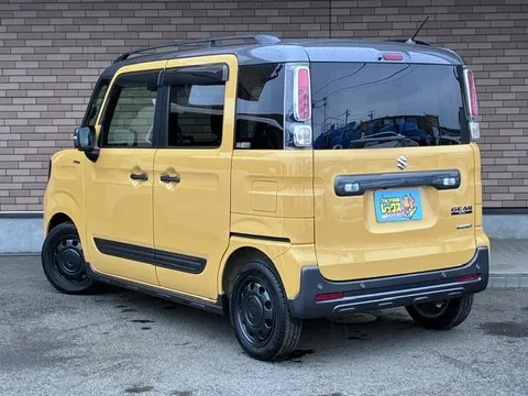 Suzuki Spacia Gear