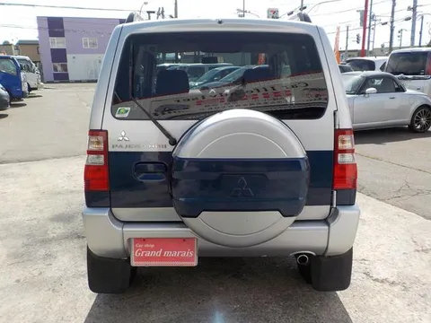 Mitsubishi Pajero Mini