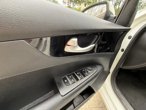 Kia Cerato (K3)