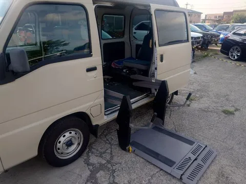 Subaru Sambar Van
