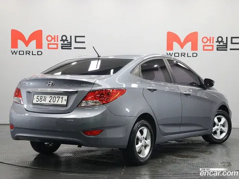 Hyundai Accent