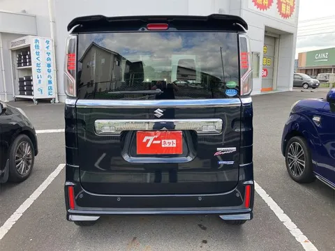 Suzuki Spacia Custom