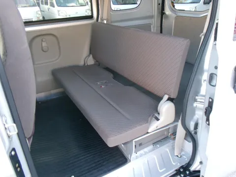 Nissan Clipper