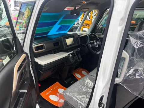 Suzuki Spacia